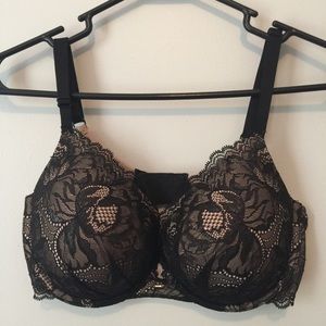 Victoria’s Secret Fabulous Demi Black Lace Bra
